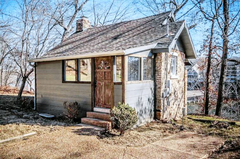 Cabin Lake Ozark