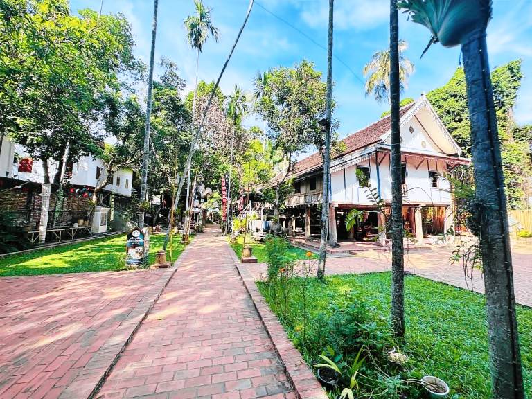Thatsaphone Hotel in Luang Prabang