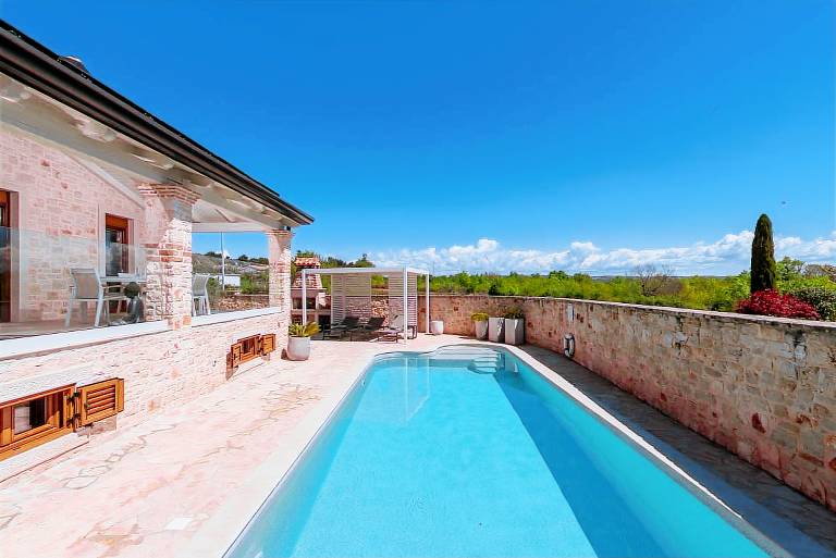 Villa with private pool, yard & patio — photo 5