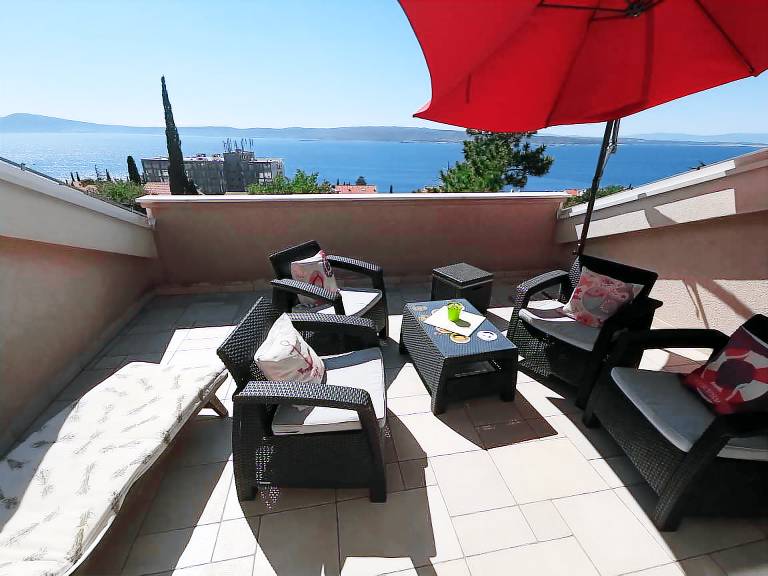 Apartment with barbecue — photo 2