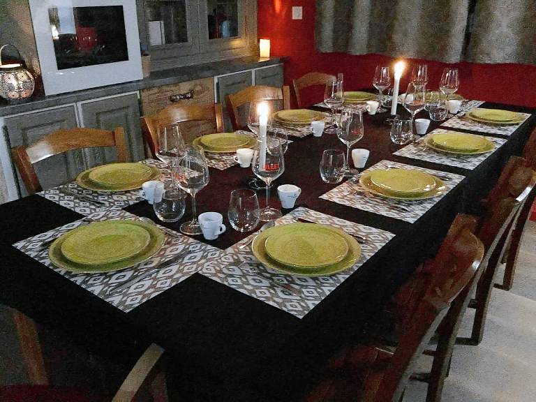 Lovely rental apartment with patio & yard | Pets are welcome — photo 4