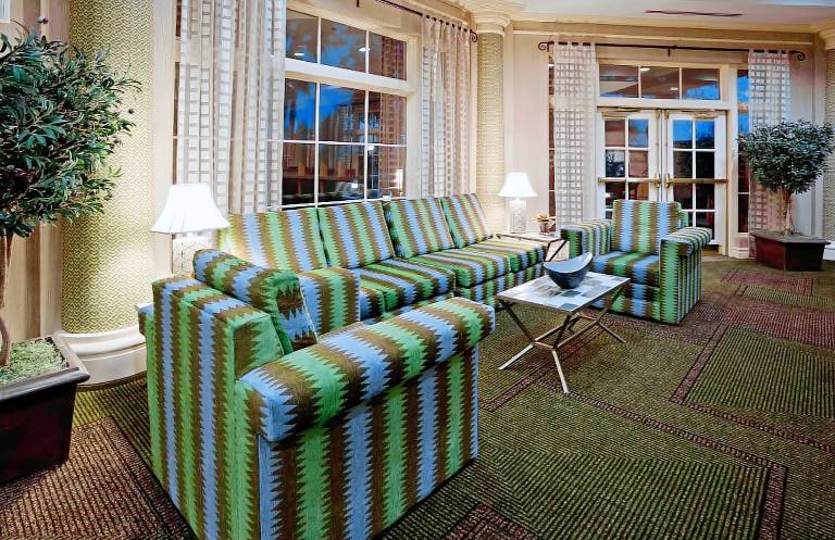 La Quinta Inn & Suites by Wyndham Phoenix West Peoria — photo 4