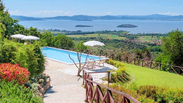Villa Tuoro sul Trasimeno