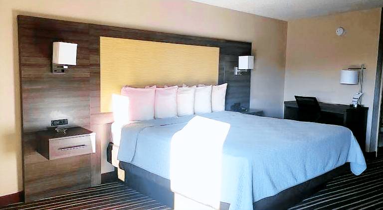 Legacy Inn - Gallatin — photo 2