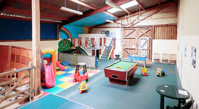 House with barbecue, yard & private pool | Pets are welcome in Newton Abbot