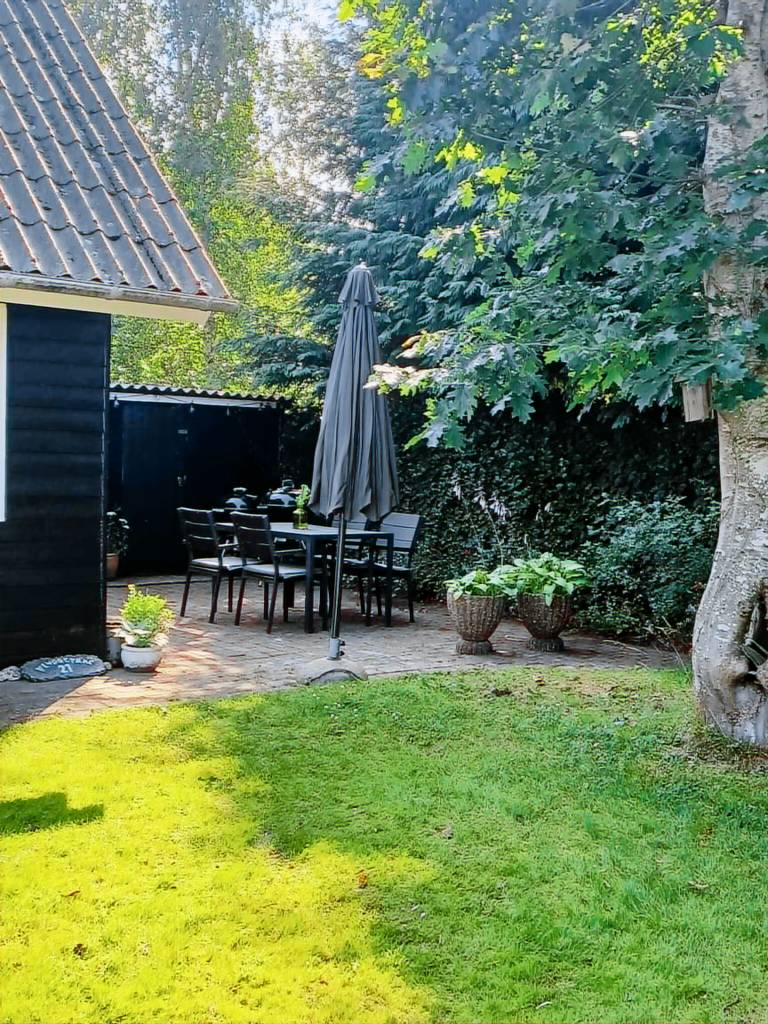 Vacation home with garden & grill — photo 3