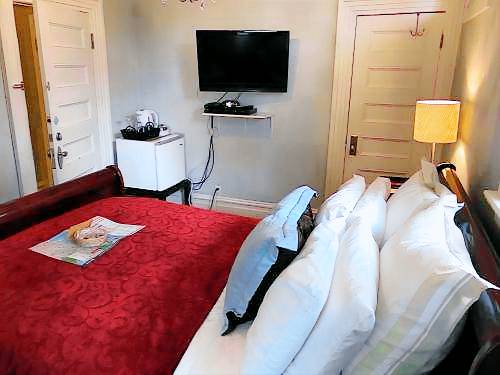 Bed and breakfast  North Vancouver