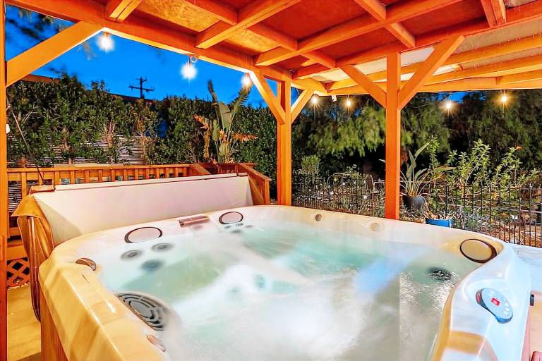 Poolside Palm Springs Paradise — photo 5