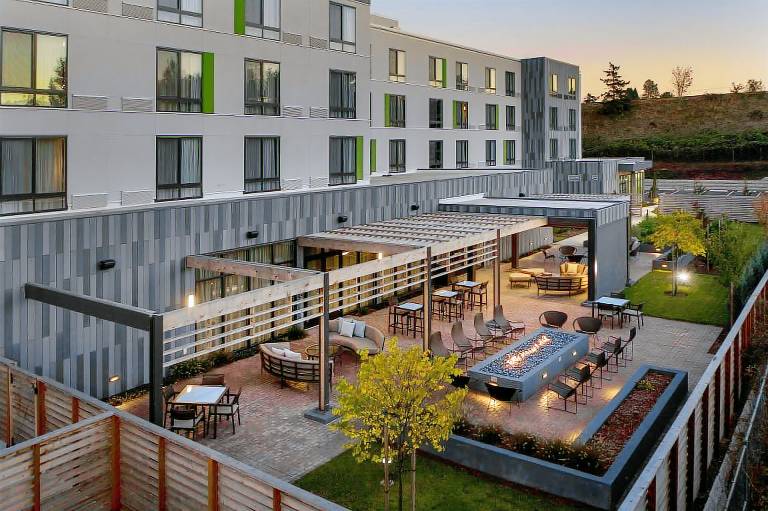 Courtyard by Marriott Portland East in Portland, OR