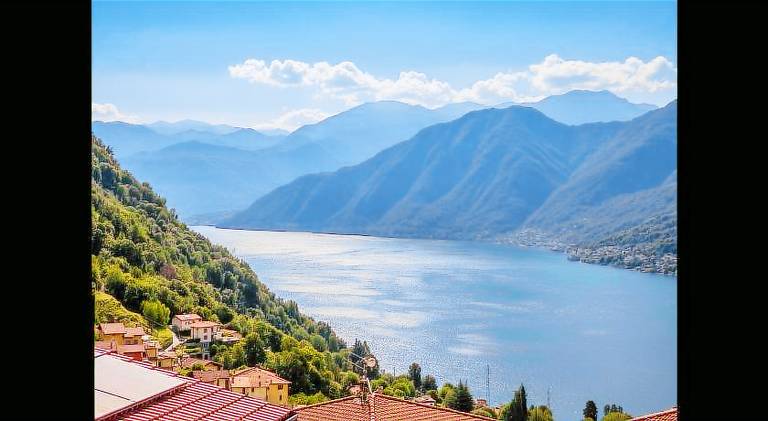 Apartment with garden in Centro Valle Intelvi