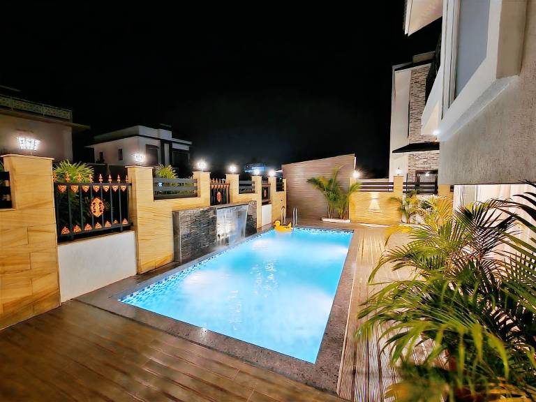 The Royal Chalet Serene Luxury & Private Pool in Khandala