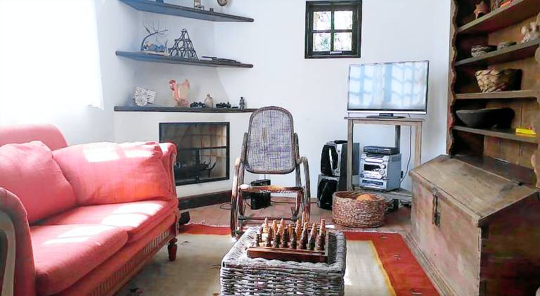 Vacation home with pool — photo 2