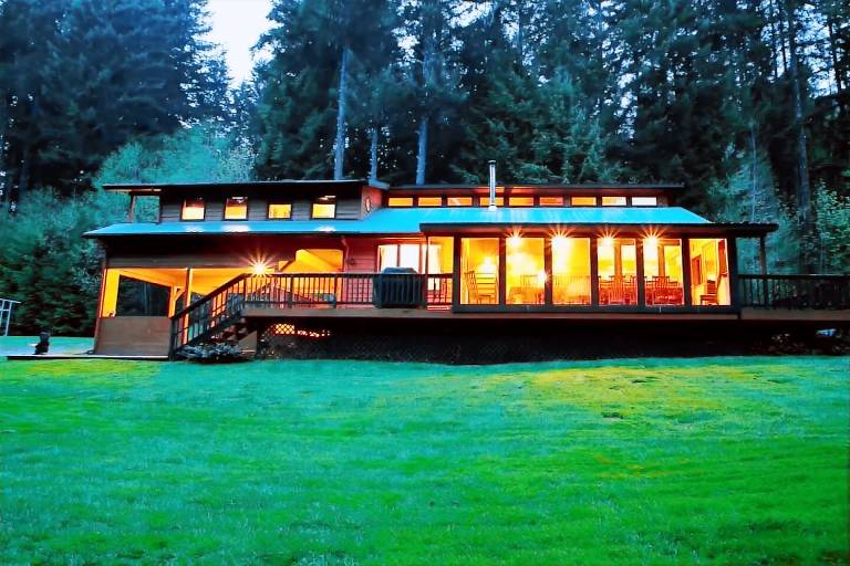 Cabin  Ashford