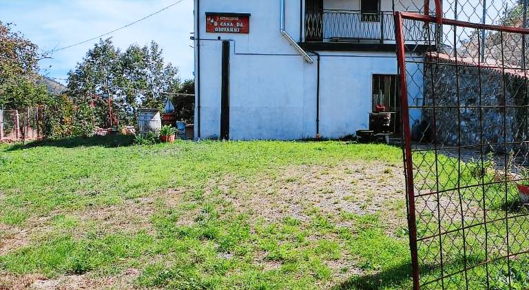 House with garden in Potenza