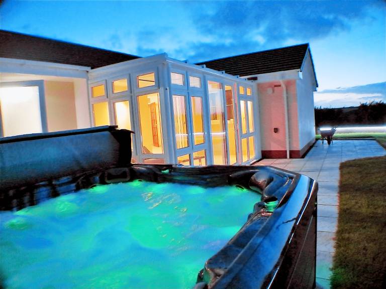 Cottage Hartland