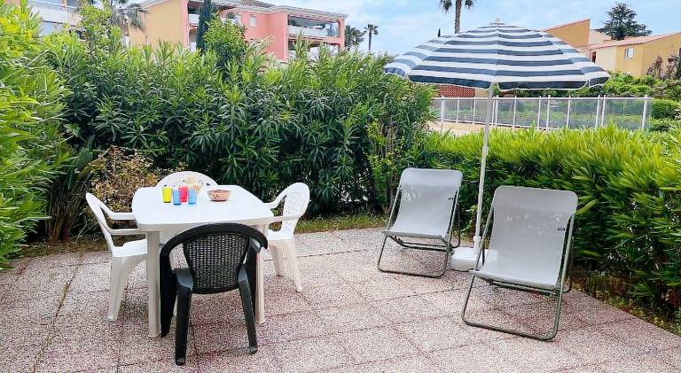 Apartment with garden, pool & terrace | Pets are welcome — photo 4