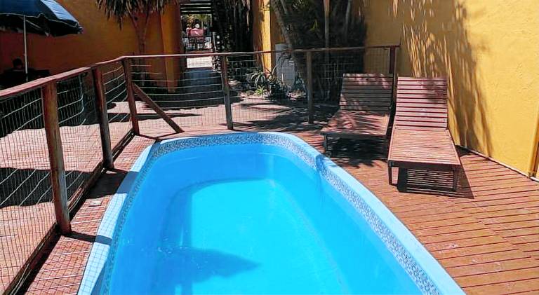 Pleasant rental apartment with barbeque & private pool | Beach nearby | Pets allowed — photo 3
