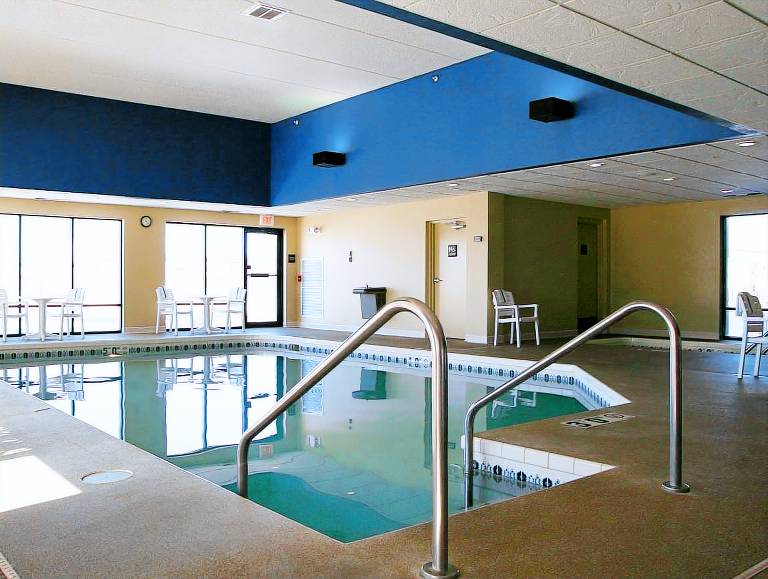 Spark by Hilton Green Bay in Lam