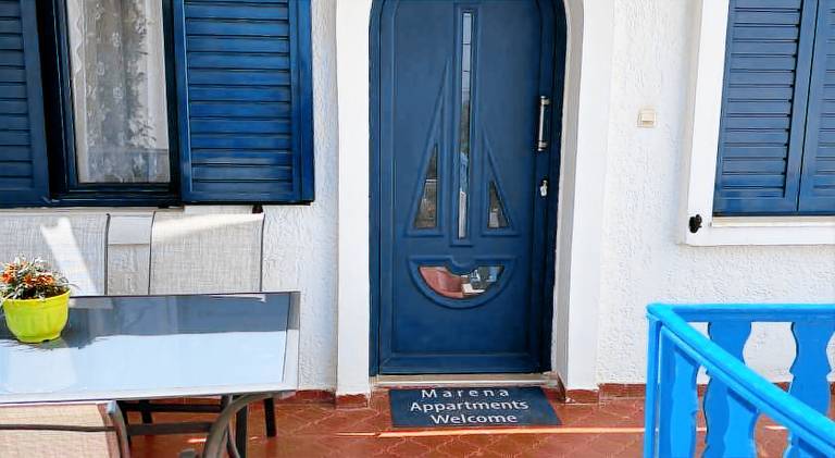 Apartment with terrace & yard | Beach nearby | Perfect for remote work | Pets are welcome — photo 5