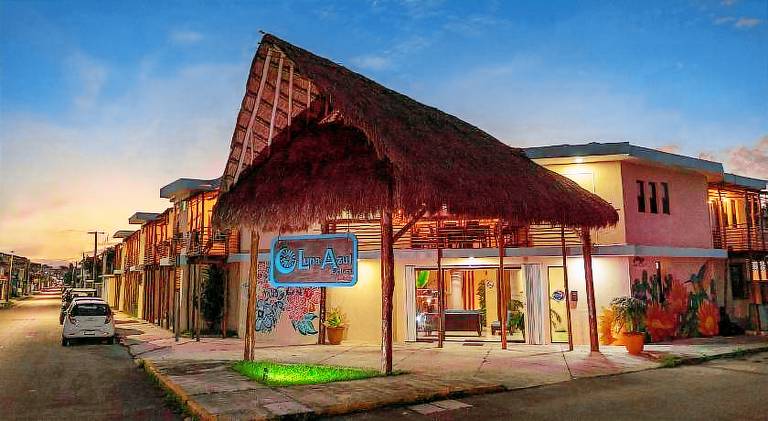 LUNA AZUL BY UVAS in Cozumel