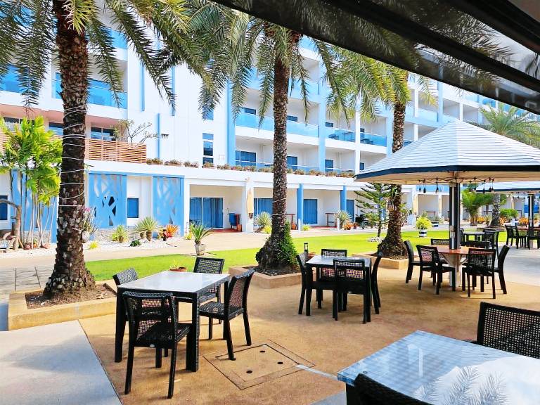 GrandBlue Resort — photo 5