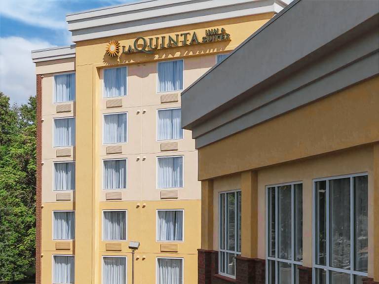 La Quinta Inn & Suites by Wyndham Lynchburg at Liberty Univ