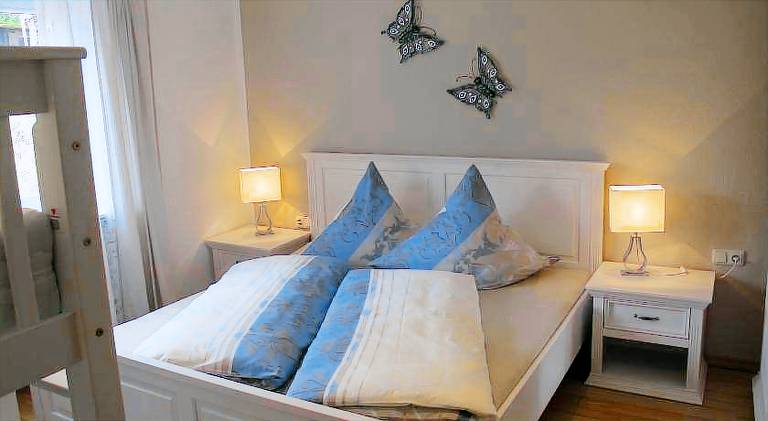 Pleasant rental apartment with barbecue, garden & terrace | Next to the ski | Pets are welcome in Mittelberg