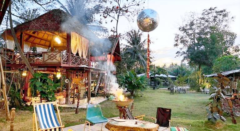 Latehouse bar Amphawa — photo 3