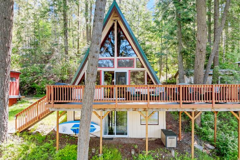 Family-oriented cabin with BBQ & fast internet | Water view | Dogs allowed — photo 4