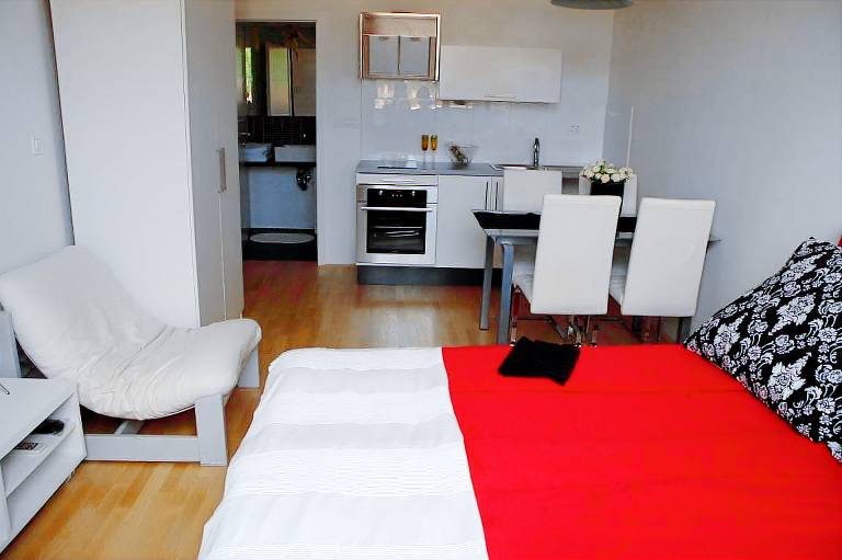 Apartma Prule