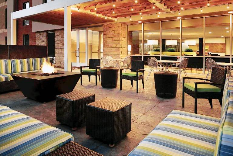 Home2 Suites by Hilton Iowa City-Coralville — photo 3