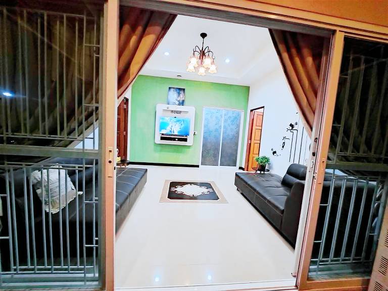 Fully equipped nice vacation home with private pool, BBQ & terrace | Suitable for remote work | Pet-friendly — photo 3
