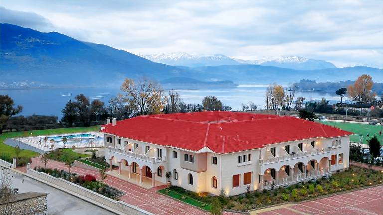 The Lake Hotel in Ioannina