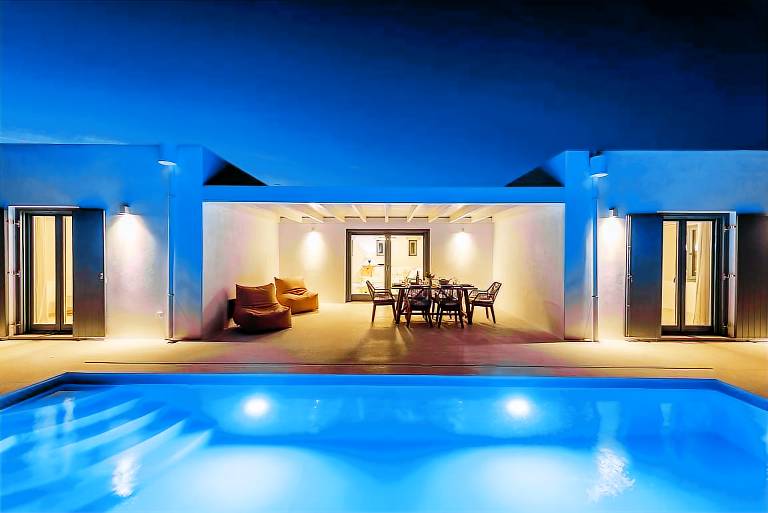 Vila Paros