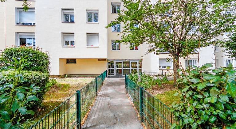 Rental apartment with 2 rooms for 4 persons — photo 3