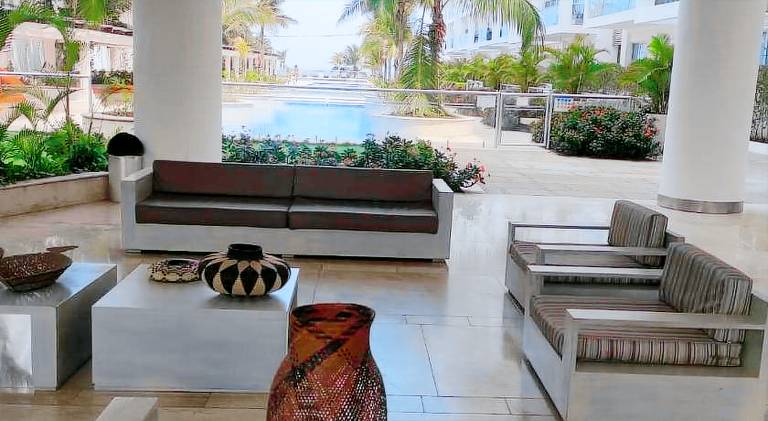 Holiday apartment with yard, sauna & pool — photo 3