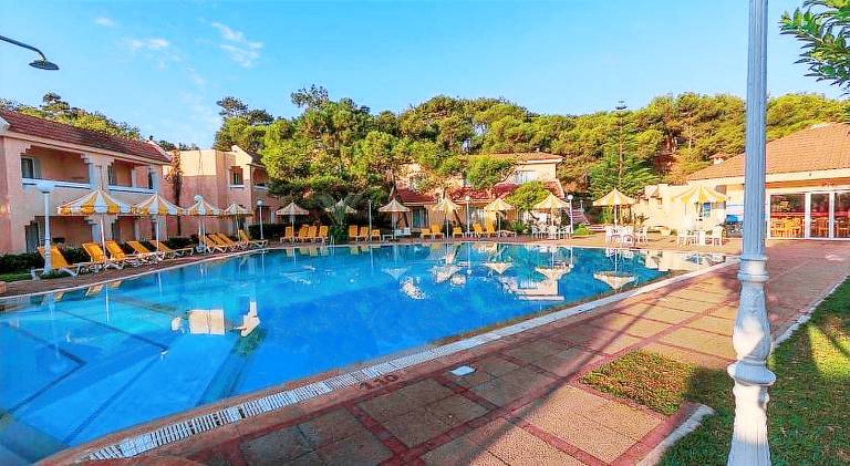 Appartement avec Piscine Privee et Jardin a Tabarka - Ideal Couple in Tunis
