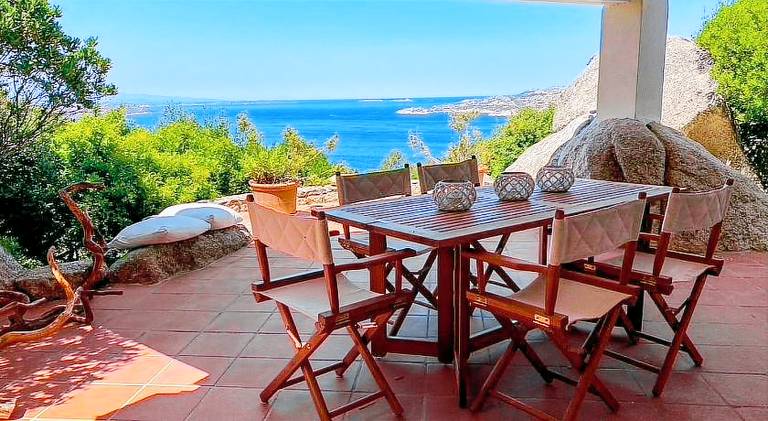 Wonderful villa with terrace & yard | Pet-friendly in Palau