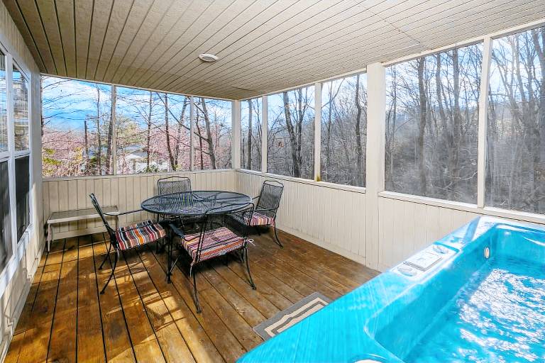 Cabin  Gatlinburg