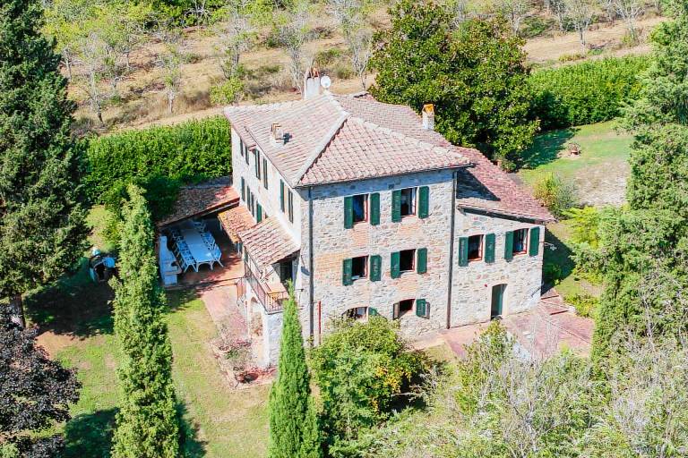 Voll ausgestatteter schöner Bauernhof mit Garten, Terrasse und privatem Pool | Panoramablick | Haustierfreundlich