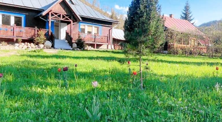 Holiday apartment with yard & terrace in Poprad