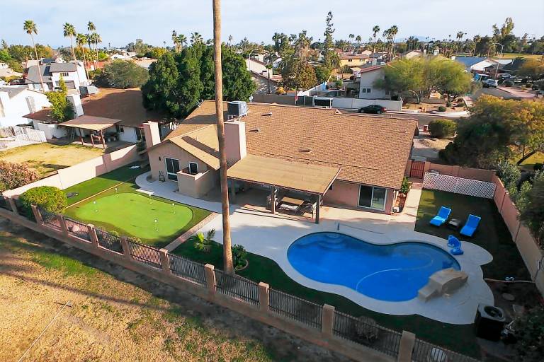 Putting Green Fairway Retreat on Dobson Ranch