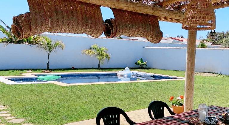 House with yard, private pool & patio | Pets are welcome — photo 2
