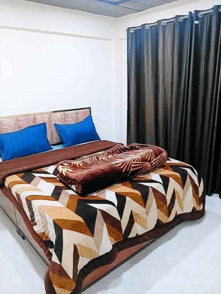 Goroomgo JBK Hotel Sonprayag