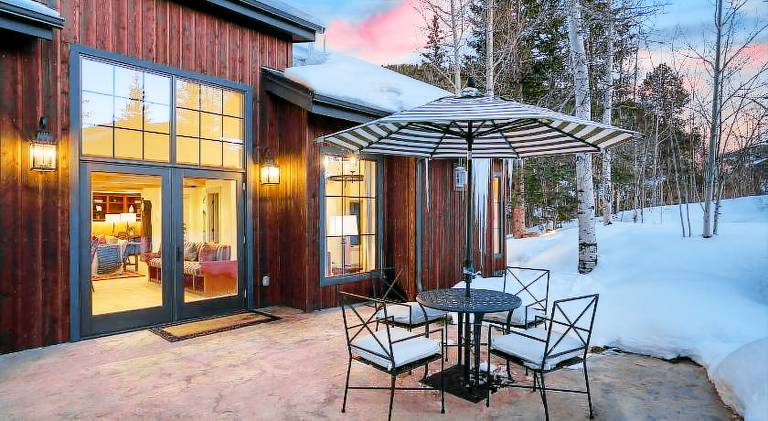 Luxury Mountain Estate w Indoor Pool Gym Hot Tub Near Keystone Sleeps 19 — photo 4