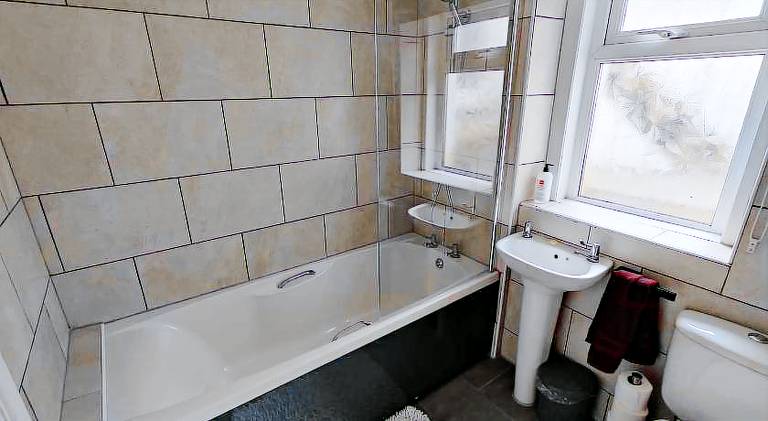 Llwynygog Guest House — photo 2
