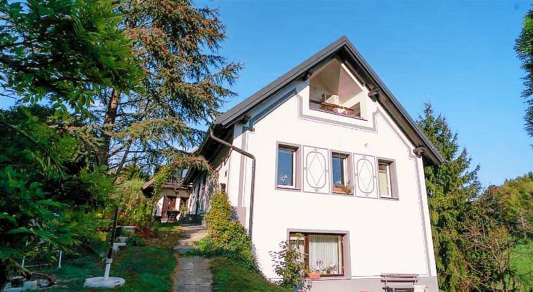 Pleasant rental apartment with BBQ, yard & patio | Suitable for remote work | Pets allowed — photo 2
