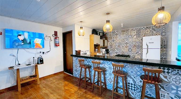 House with pool | Beach nearby | Pets are welcome — photo 4