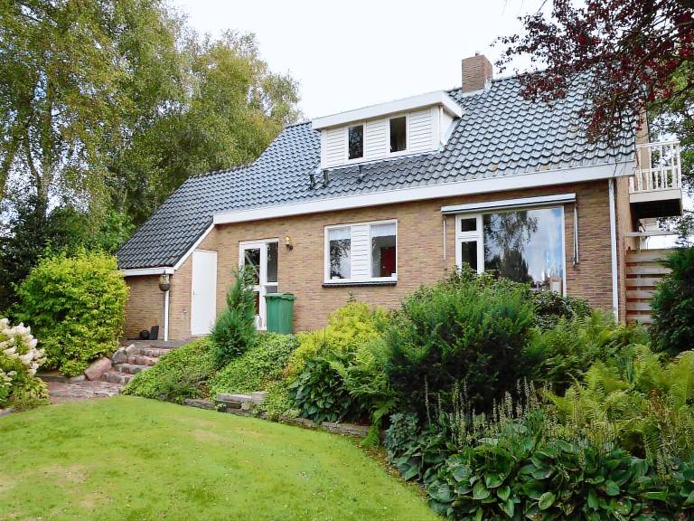 140 m&sup2; Ferienhaus