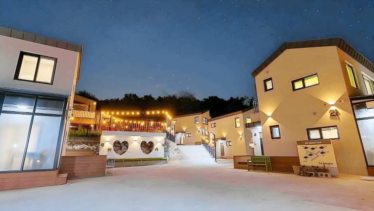 Gyeongju La Familia Pool Villa — photo 4